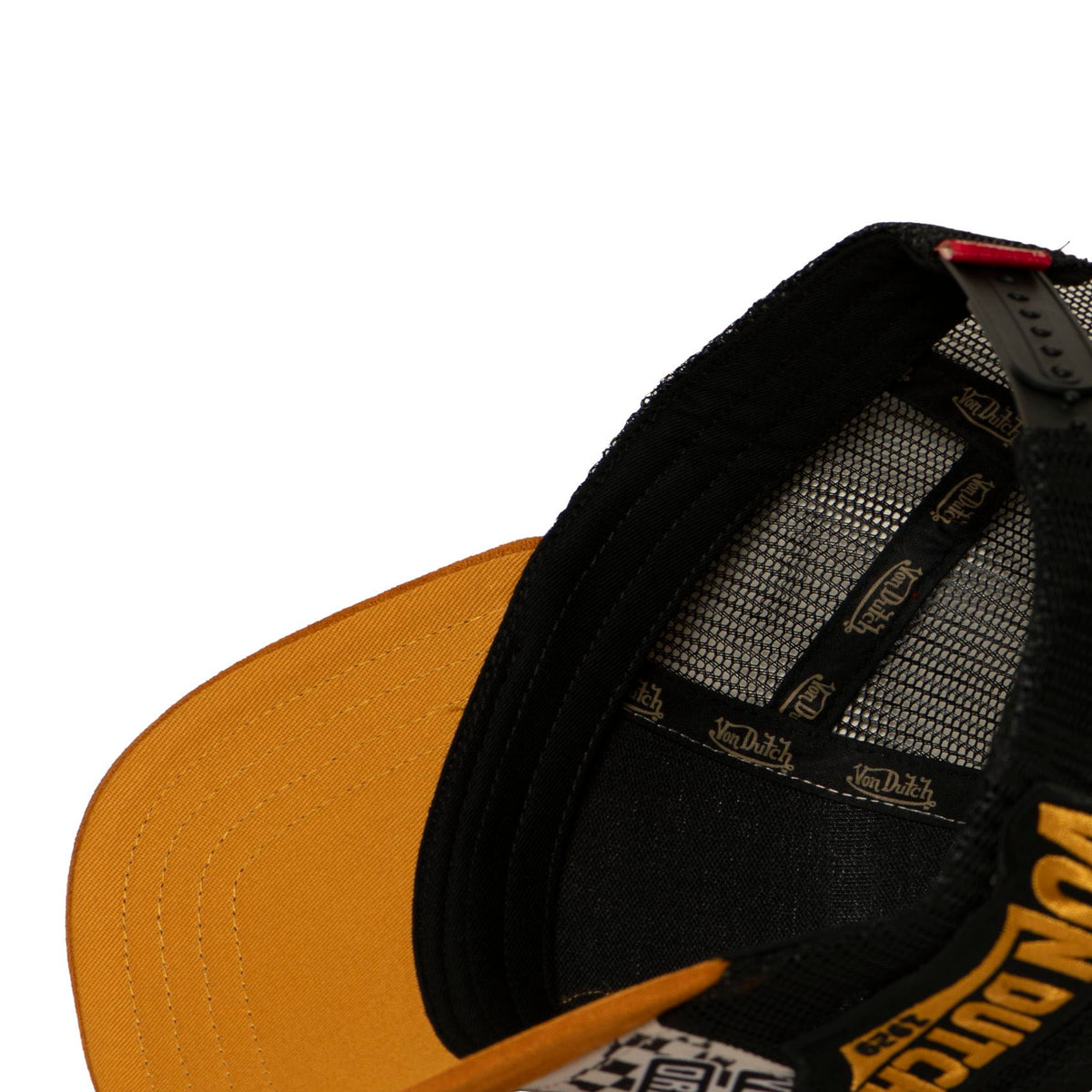 VON DUTCH Trucker Cap – Pin‑Up Series No. 3 (Checker Garage Edition)