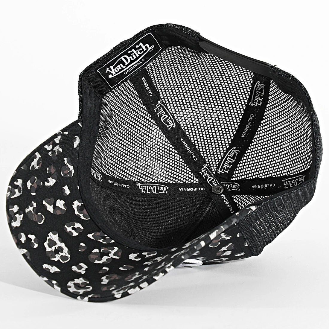 VON DUTCH Trucker Cap – Black Leopard Edition