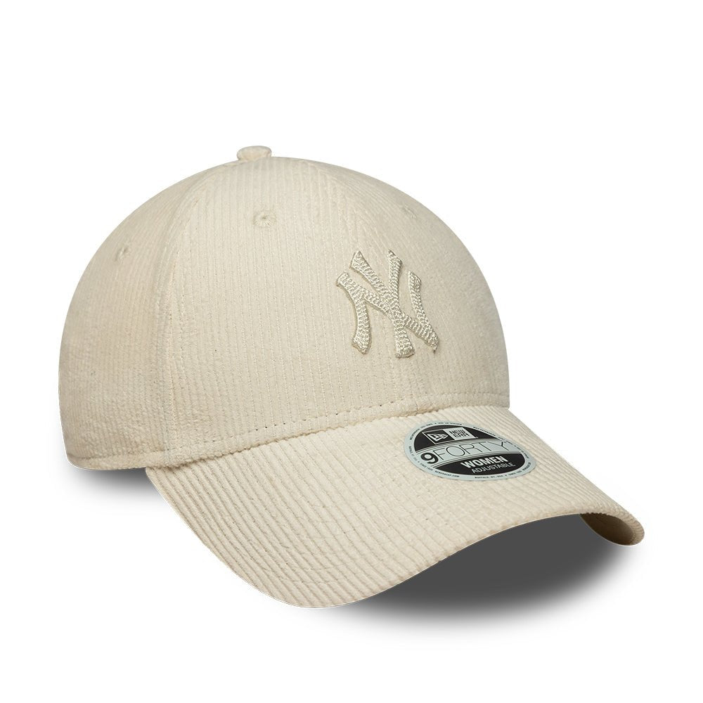 New Era 9FORTY NY Yankees Cap - Women's Cord Beige - ARARAT